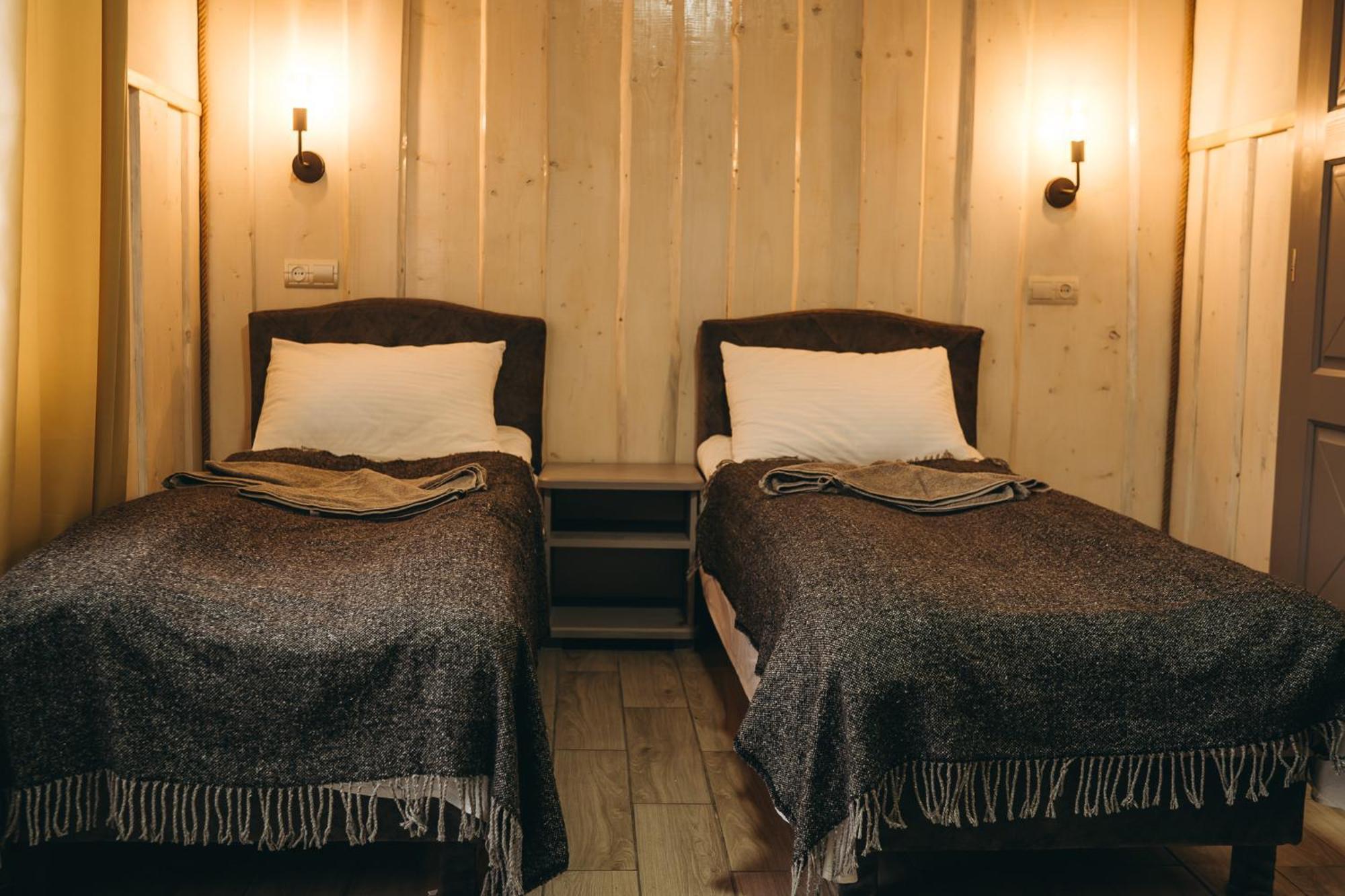 Sv Hotel&Camp Lazeshchyna Esterno foto