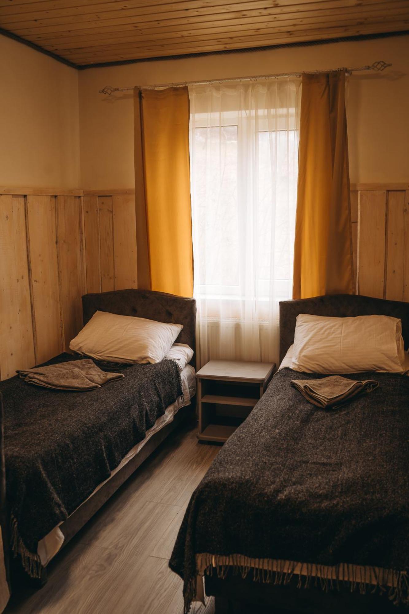 Sv Hotel&Camp Lazeshchyna Esterno foto