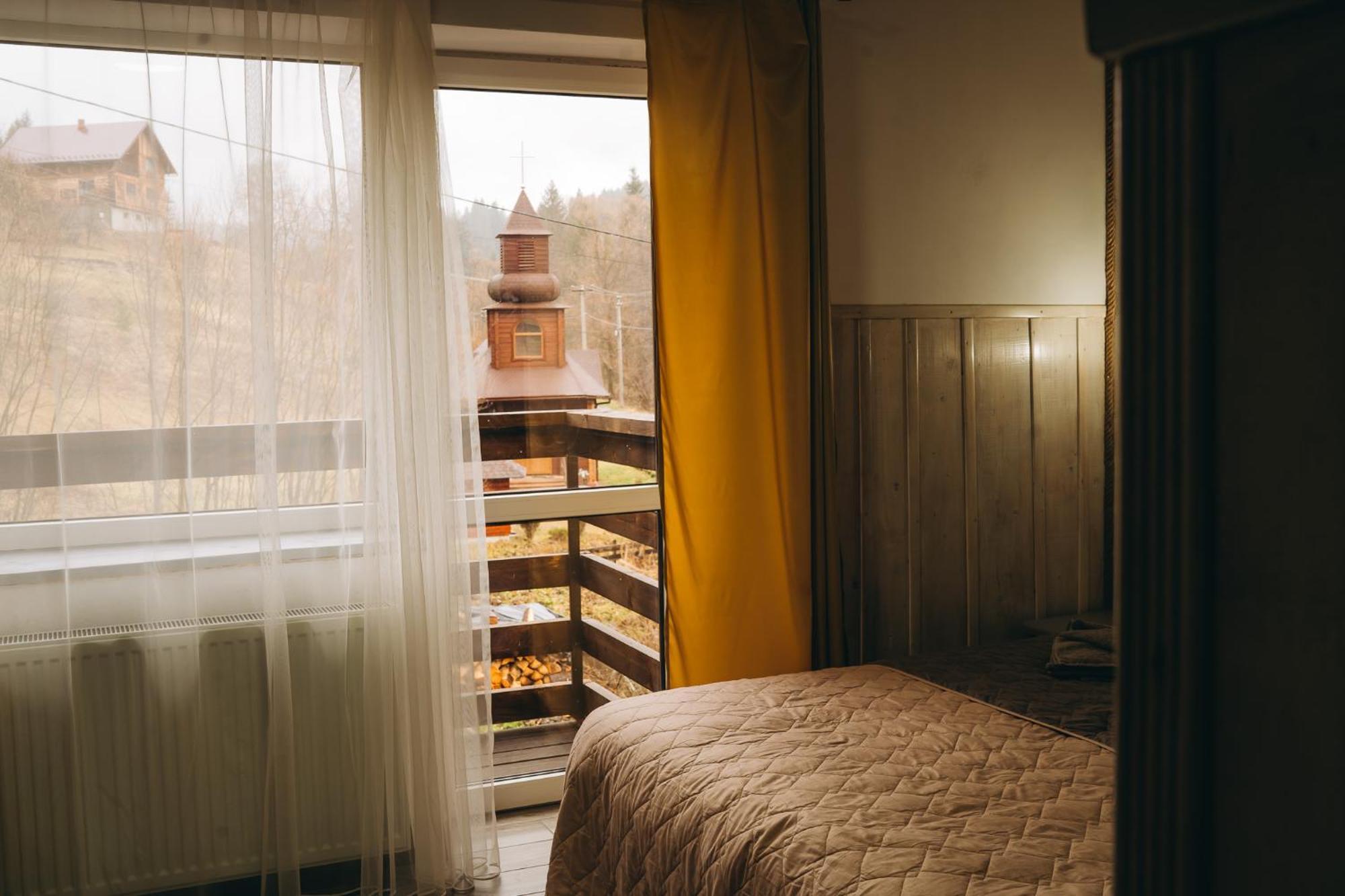 Sv Hotel&Camp Lazeshchyna Esterno foto