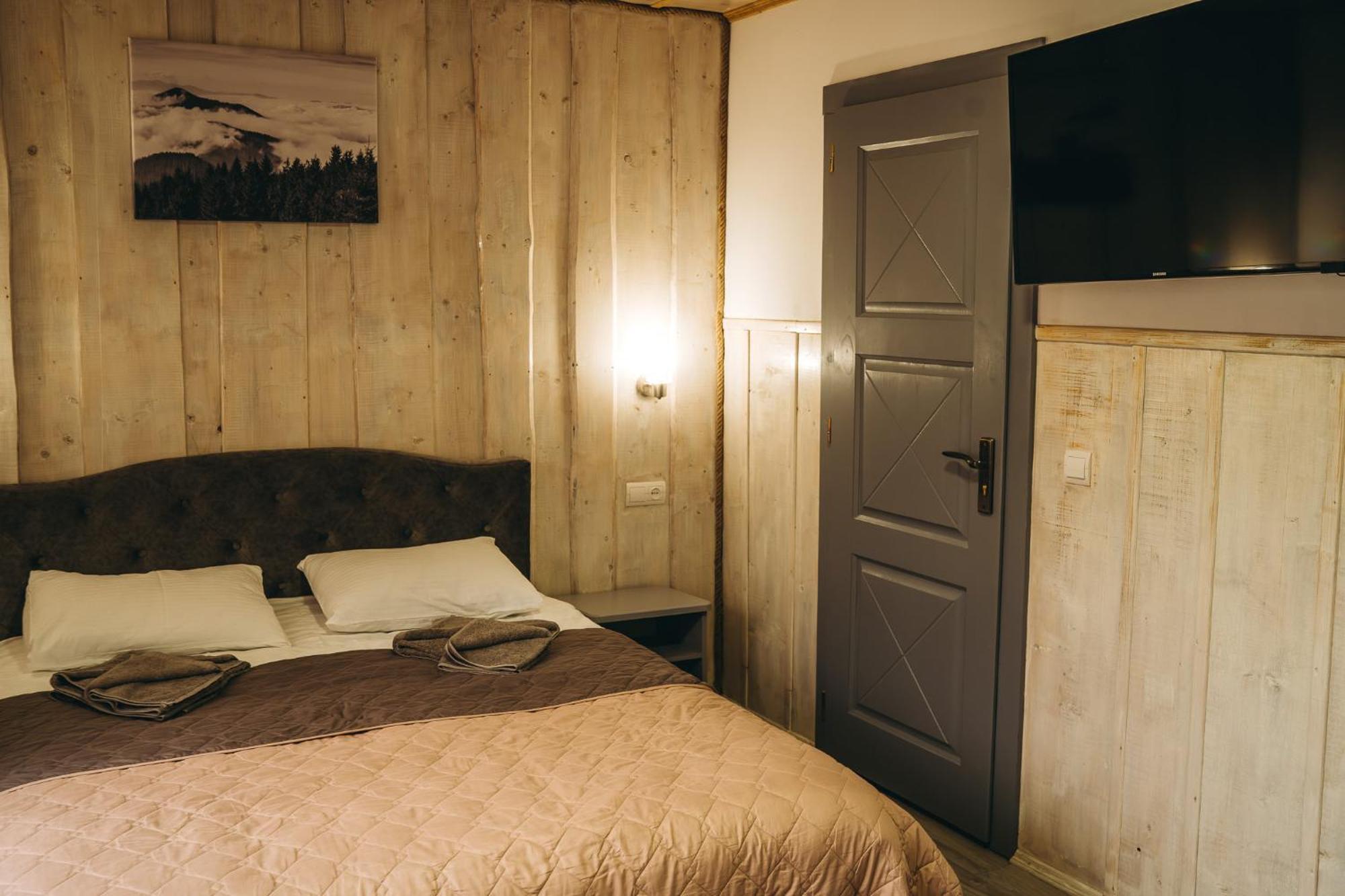 Sv Hotel&Camp Lazeshchyna Esterno foto